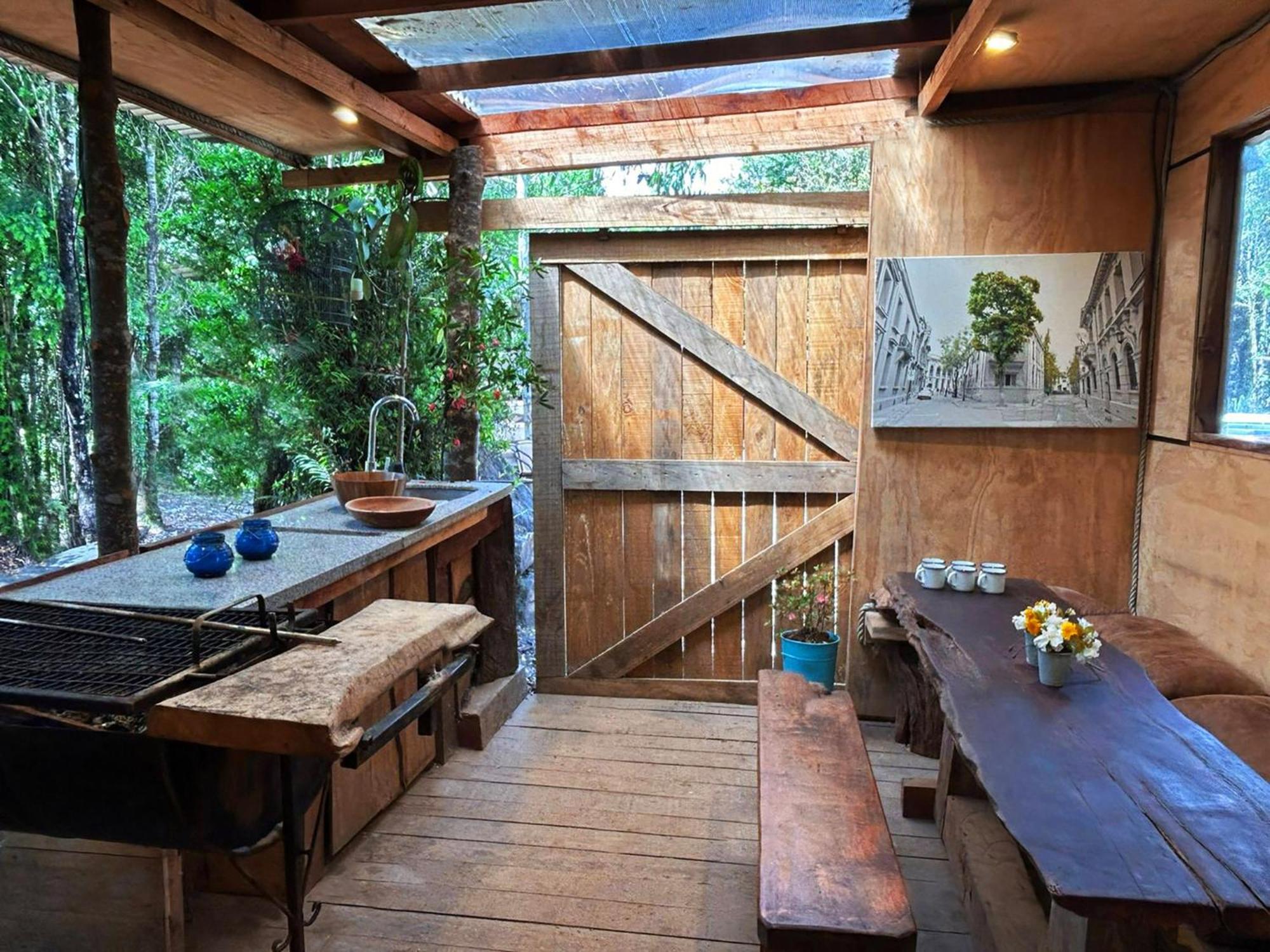 Cabanas Los Cantos Del Chucao 巴拉斯港 外观 照片